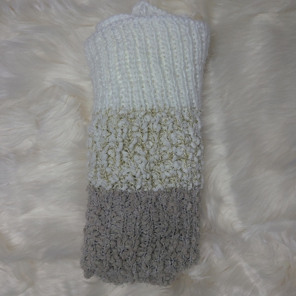 Dress Up | Knit Infinity Scarf - Picture 2 of 5